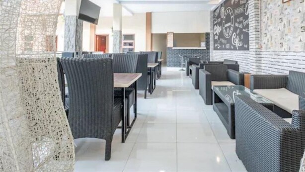 Restaurant - OYO 876 D' Exclusive (Tasikmalaya)