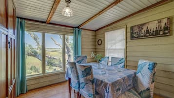 Standard Cottage, 2 Bedrooms, Non Smoking (Drunken Sailor) | Balcony view