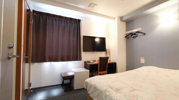 Down comforters, desk, blackout drapes, free WiFi