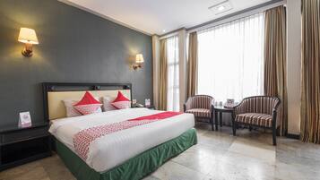 Suite Deluxe | Escritorio, wifi gratis y ropa de cama