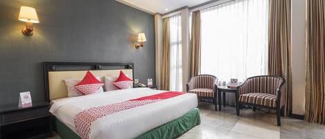 Svit Deluxe | Skrivbord, gratis wi-fi och sängkläder