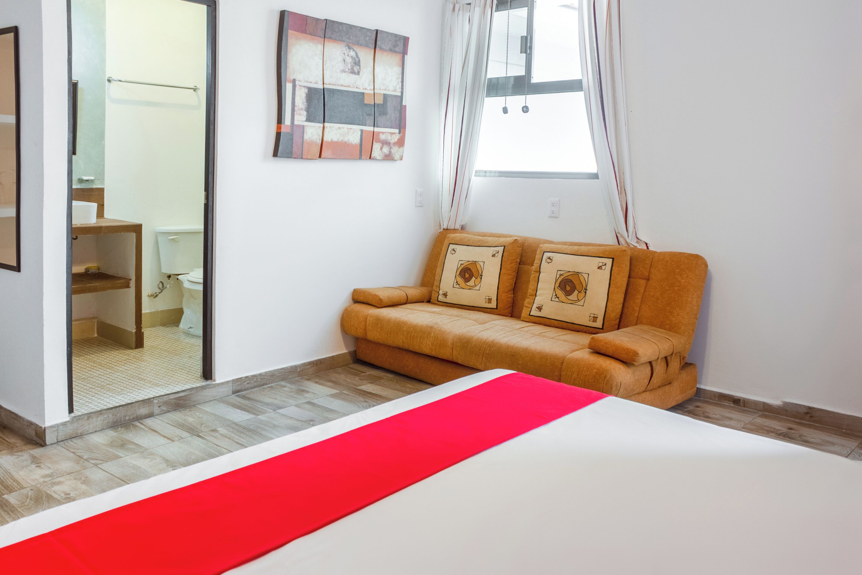 standard | iron/ironing board, free wifi, bed sheets