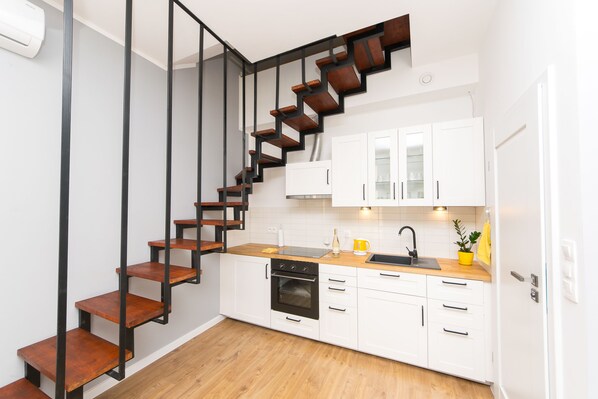 Lägenhet | Eget kök | Kylskåp, spishäll, kaffe- och tebryggare och vattenkokare