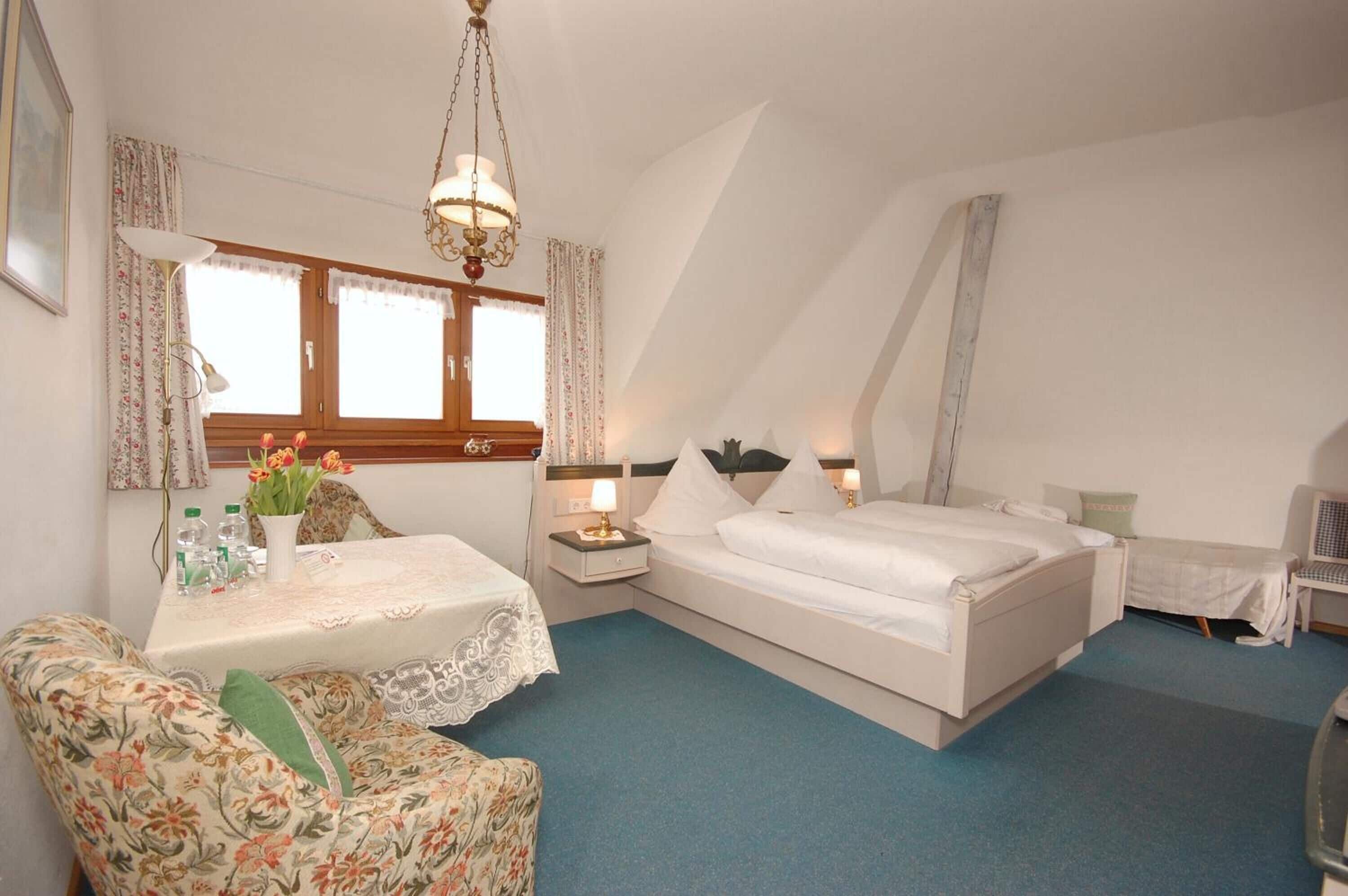 traditional double room, 1 queen bed | hypo-allergenic bedding, iron/ironing board, travel cot, free wifi