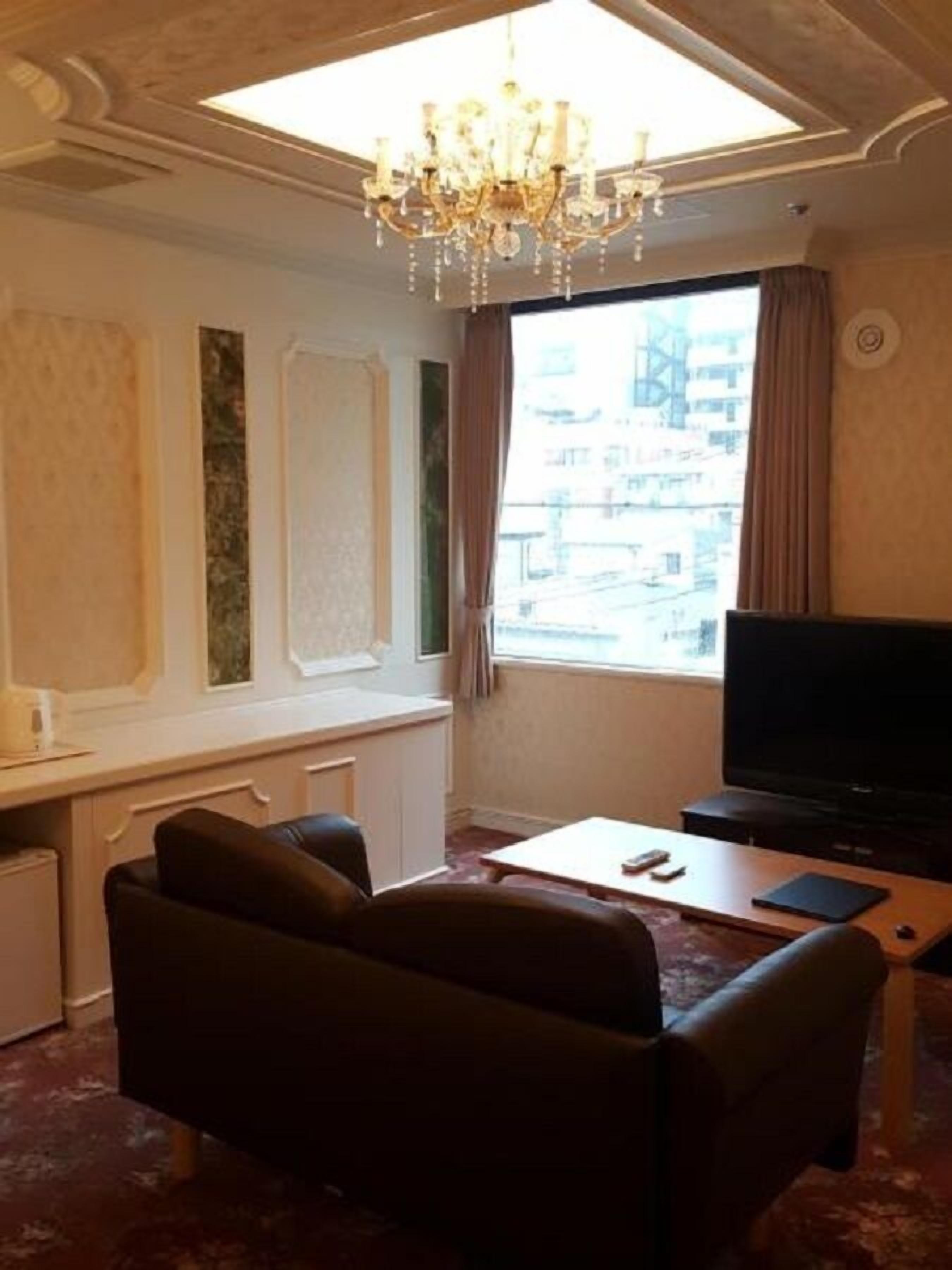 triple room, non smoking (with extrabed) | iron/ironing board, free wifi