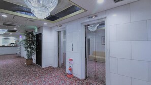 Interior - Royal Hotel Shinokubo (Tokyo)