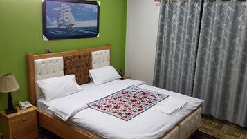 Deluxe Double Room | Wheelchair access