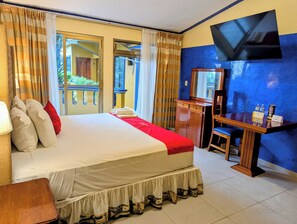 Junior Studio Suite | Down duvets, individually decorated, individually furnished, desk - Hotel Quetzalcóatl (Coatzacoalcos)
