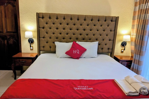 Junior Studio Suite | Down comforters, individually decorated, individually furnished, desk