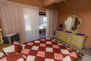 Condo, 1 Queen Bed, Ocean View