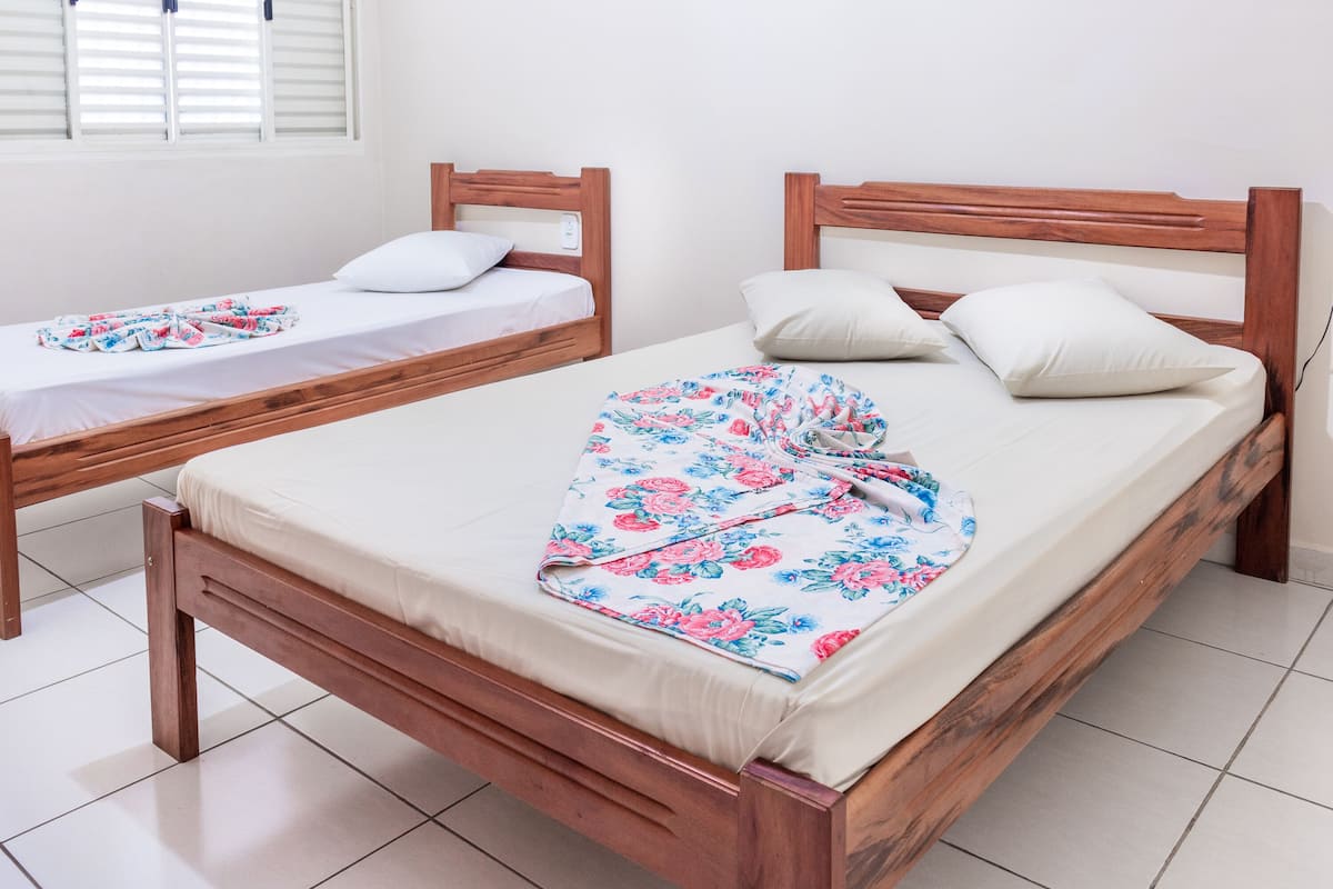 standard triple room | 1 bedroom, free wifi, bed sheets
