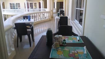 Daily continental breakfast for a fee