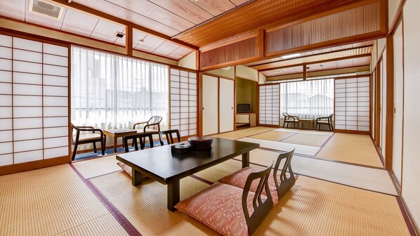 用餐