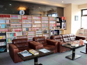 Lobby - La Gare Oita (Oita)