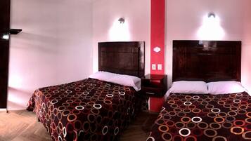 Habitación Confort, 2 camas matrimoniales, para no fumadores | Wifi gratis y ropa de cama