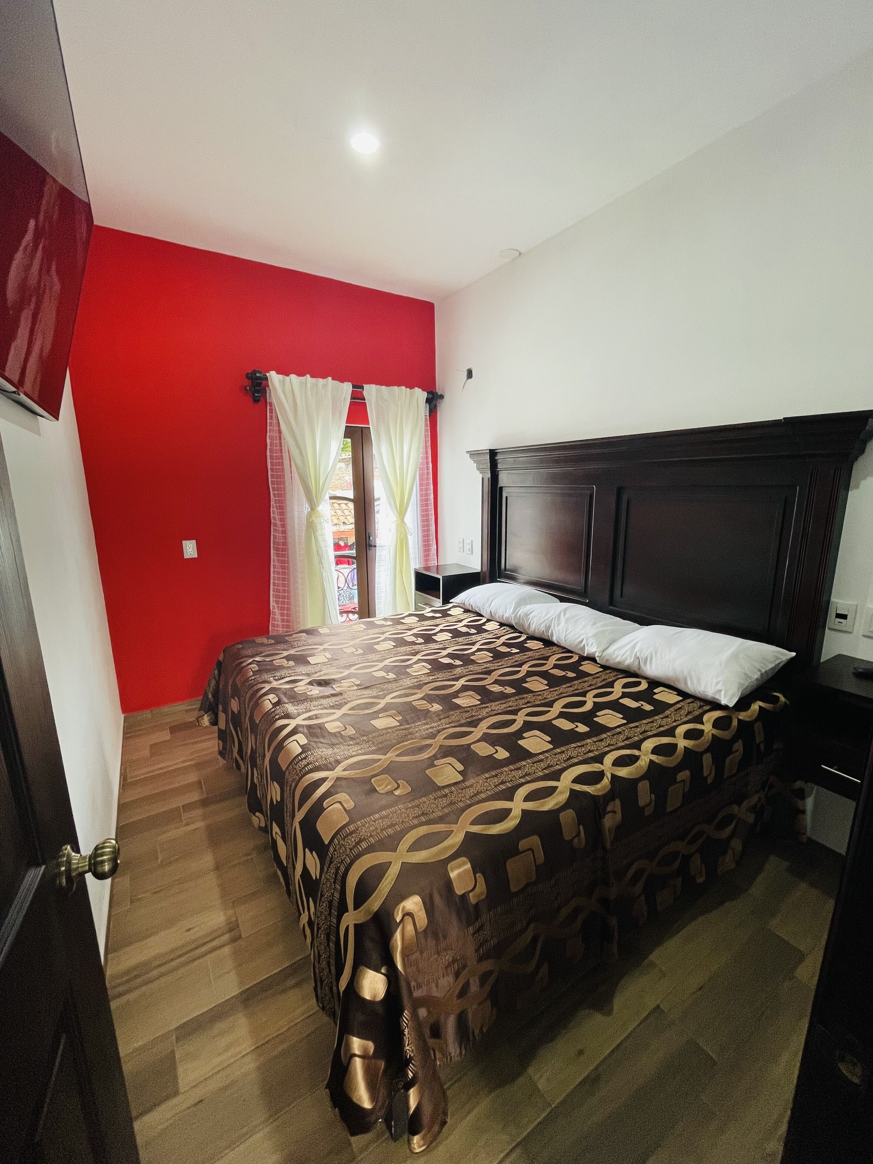 family room, 2 bedrooms, non smoking, private bathroom | free wifi, bed sheets