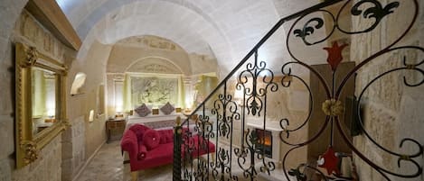 Honeymoon Room