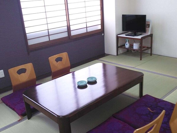 Unclassified image, 1 of 36, button