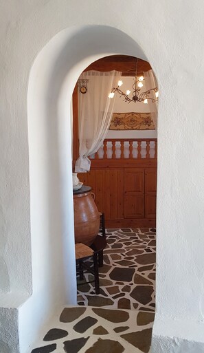 Room - Astrofeggia (Nisyros)