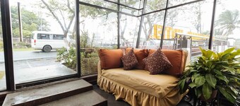 Reddoorz @ The Ridge Tagaytay City