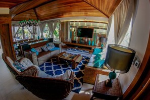 Casa | Área de sala de estar | Televisión LED 