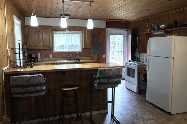 Frigorífic, microones, forn i placa de cuina