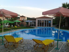 Pool - Pardalakis Studios (Platanias)