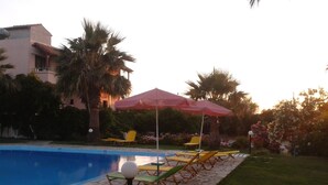 حمام سباحة
