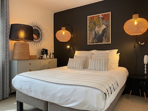 Doppelzimmer (L'Arlesienne) | Hochwertige Bettwaren, Pillowtop-Betten, individuell dekoriert