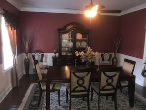 Dining - Beautiful Family retreat Pool Home. (Brandon)