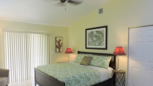 House, Multiple Beds, Kitchen - Casa Elegante 3/2.5 for 6+ New, Near Everything (Hollywood)