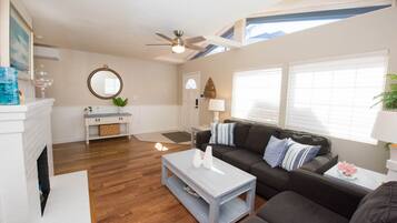 Una Smart TV, libros