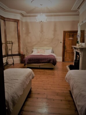 Iron/ironing board, free WiFi - Masion de Brightonia (Brighton)