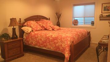 4 Schlafzimmer, Zimmersafe, Bügeleisen/Bügelbrett, WLAN