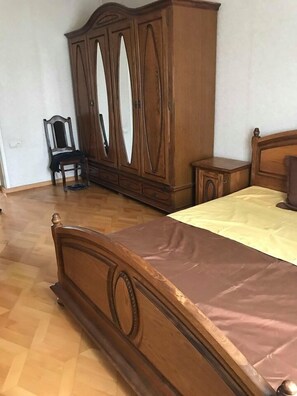Classic Double Room, Mountain View | Free WiFi - Hitch - Hostel (Tbilisi)