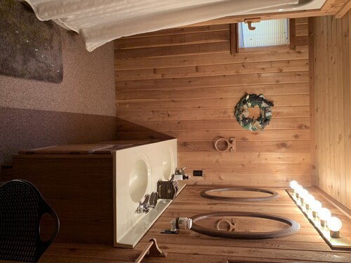 Gilchrist Creek Frontage