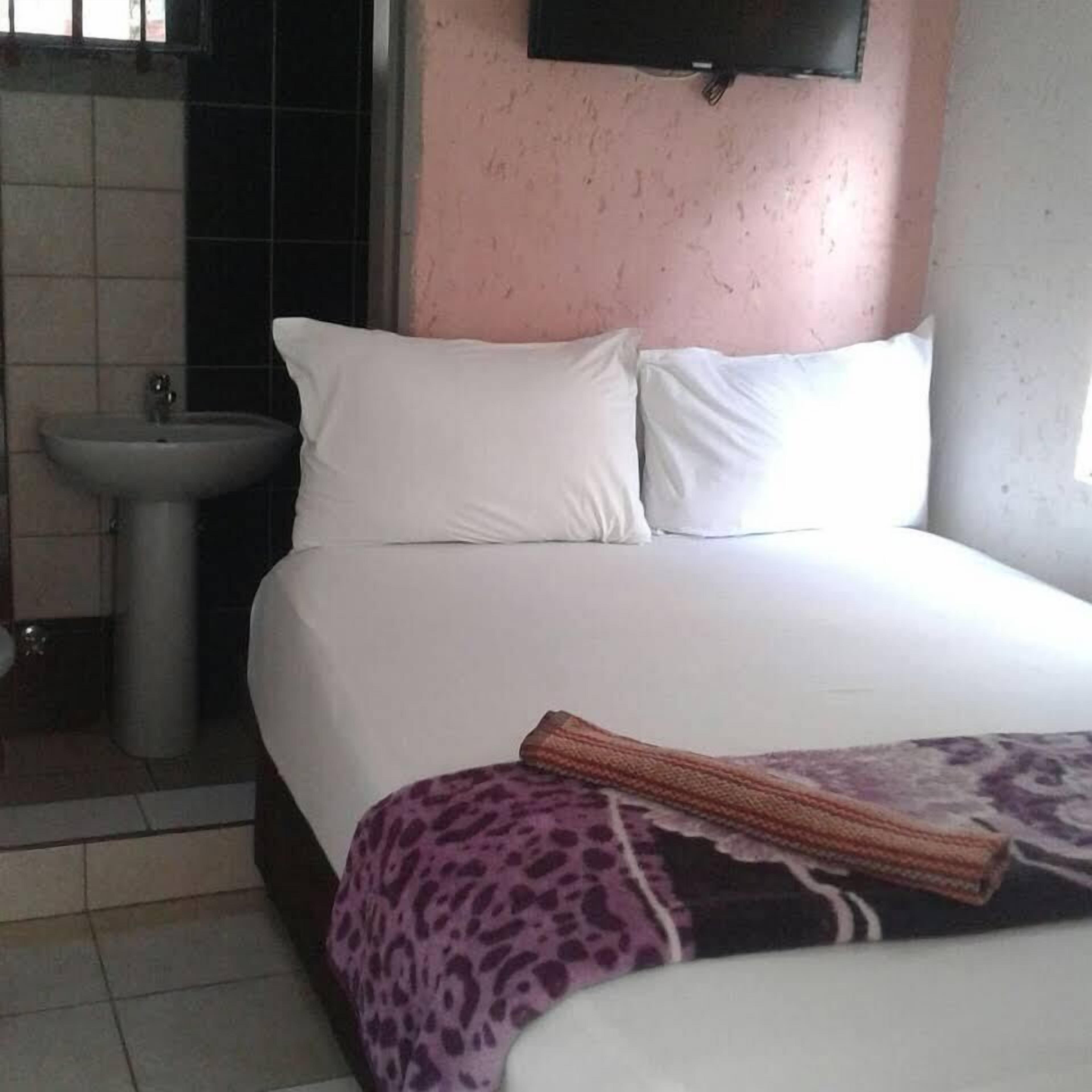 Economy Single Room, 1 Bedroom | Free WiFi, bed sheets