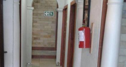 Royal Crown Guesthouse