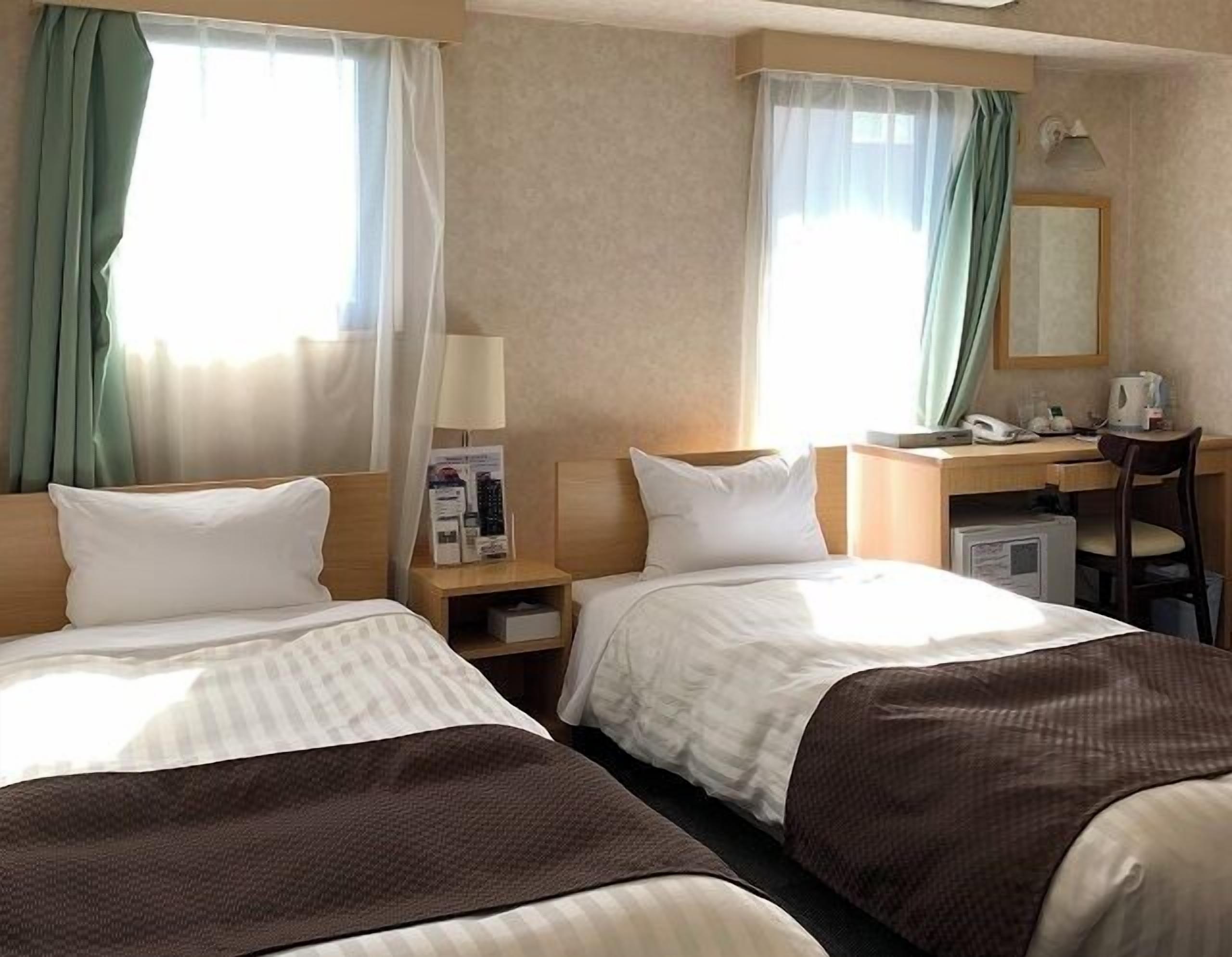 Desk, free WiFi, bed sheets