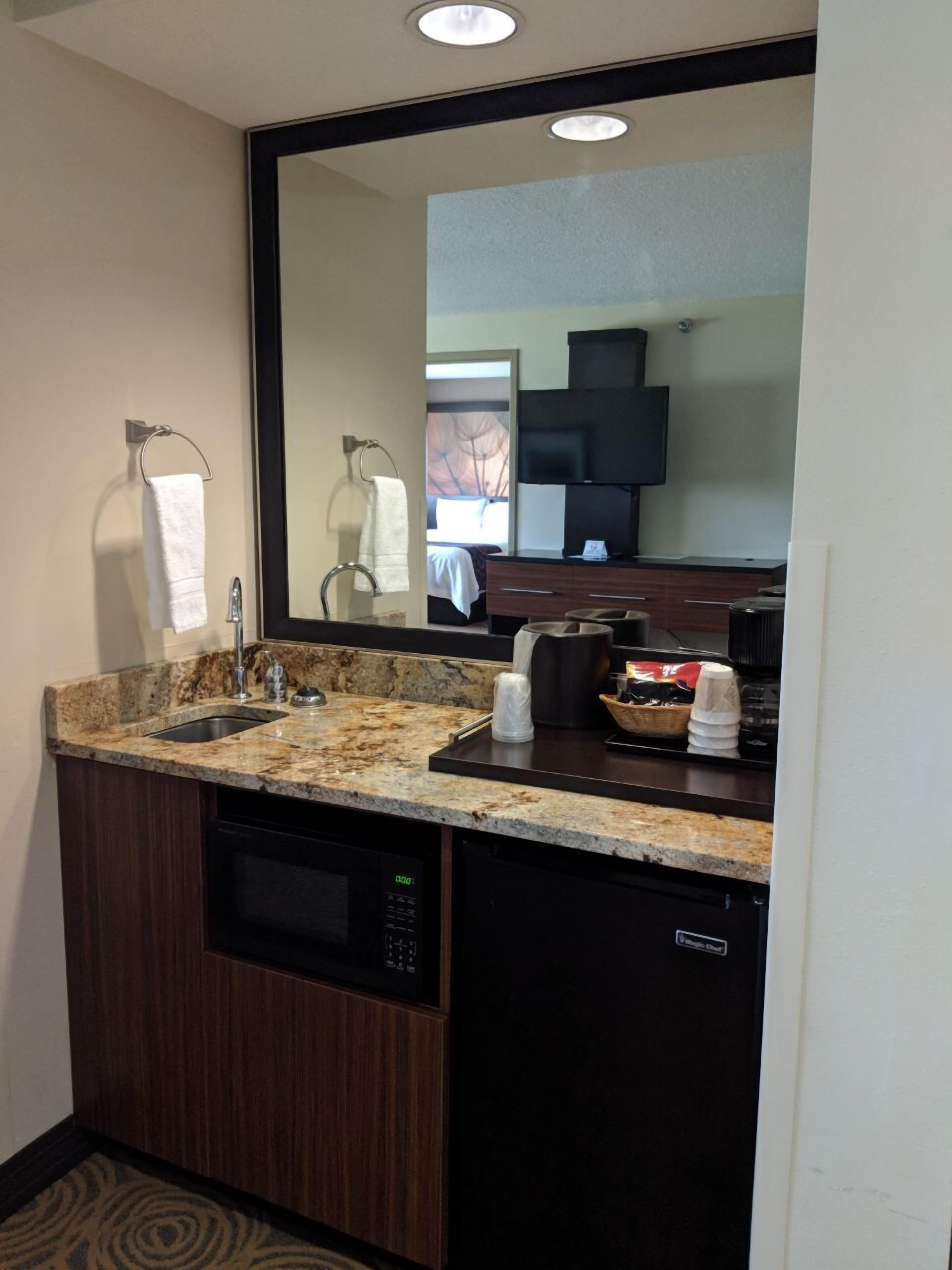 double queen suite | private kitchenette | mini-fridge, microwave, coffee/tea maker