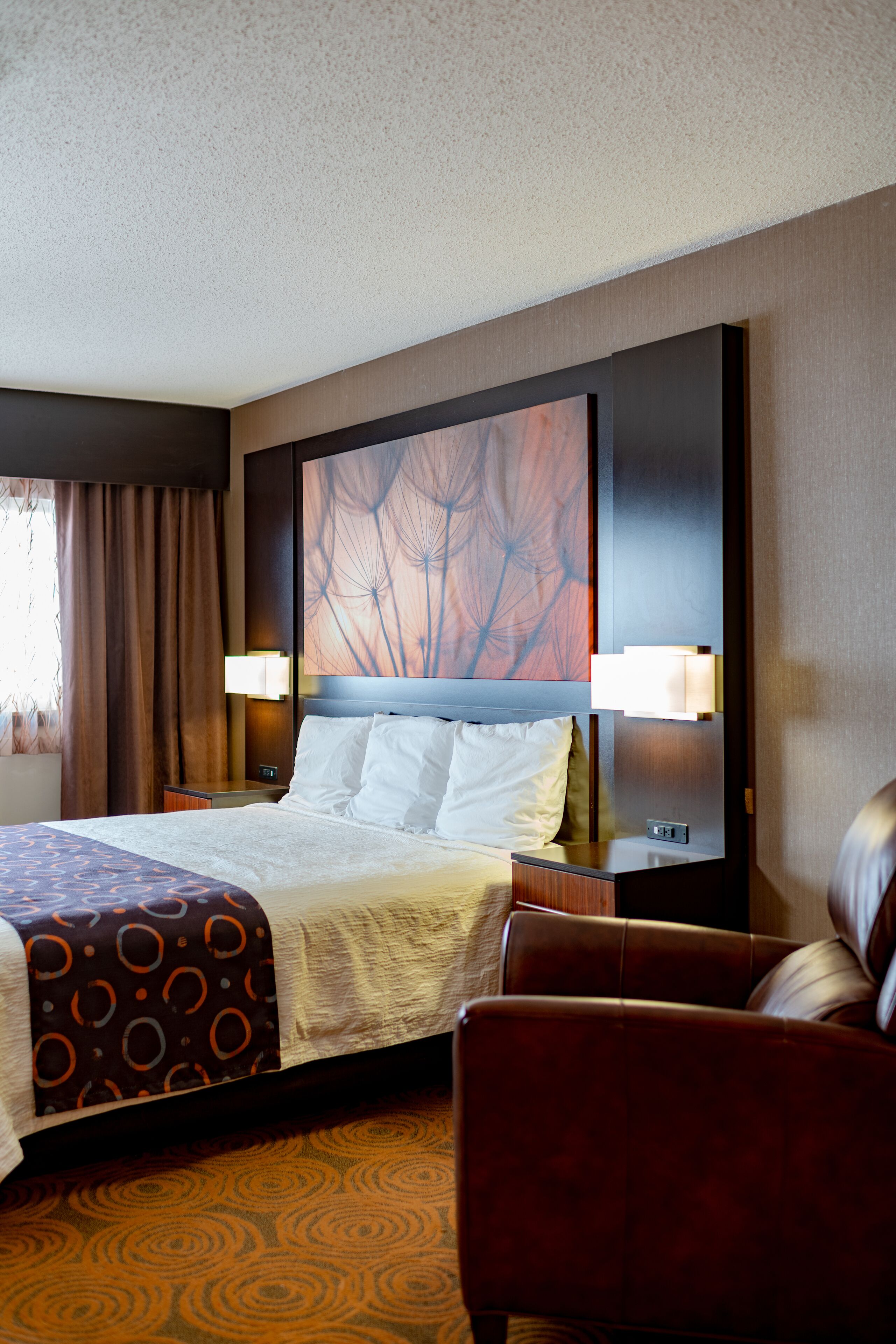 king suite | in-room safe, desk, laptop workspace, iron/ironing board