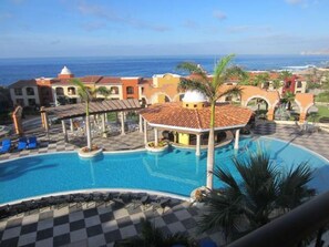 Innenpool, beheizter Pool