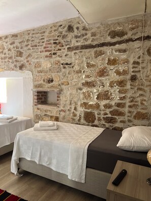 103 Iki Tek Yatakli Oda | 1 chambre, Wi-Fi gratuit, draps fournis