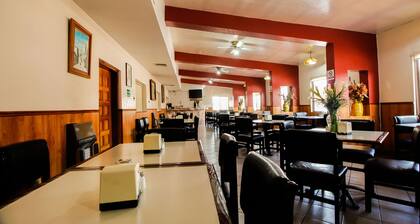 Hotel & Suites Marrod