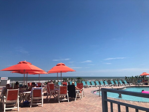 Piscine extérieure, piscine chauffée