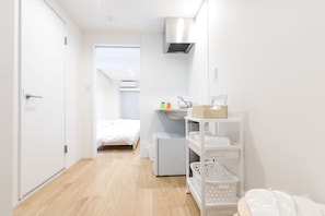 Standard Triple Room | In-room dining - Enzo Kyoto Gojo (Kyoto)