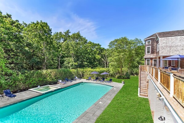 Outdoor pool - Villa Lavender (Sag Harbor)