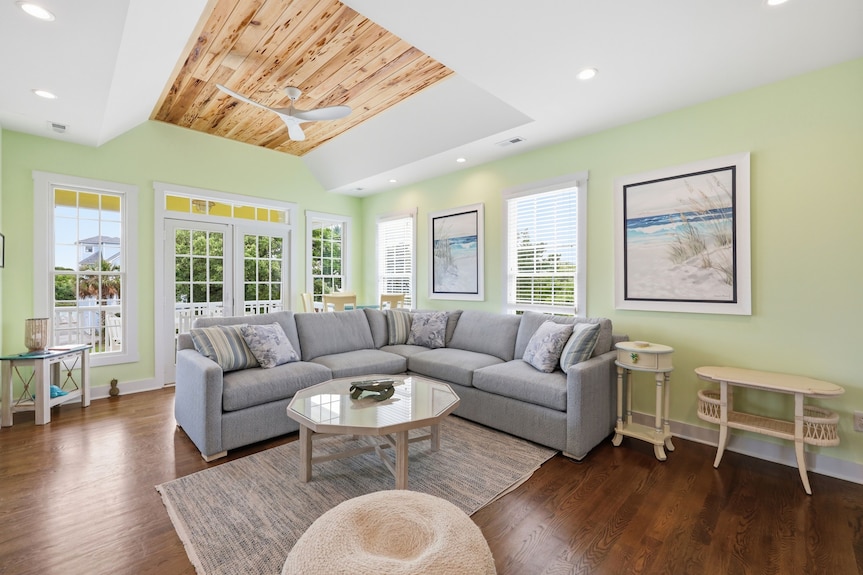 Oceanside,private Pool,golf Cart,elevator,easy Beach Access,in Spinnaker's Reach - Cedar Point, NC