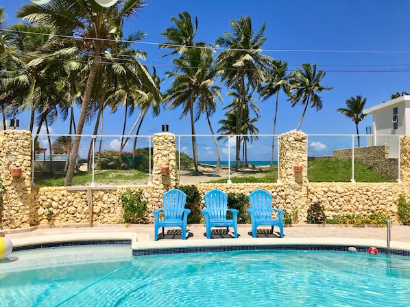 Outdoor pool - Private Beachfront villa Brisas Doradas 50 meters from the Beach  (Cabarete)