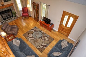 TV, fireplace, DVD player - Easy access - Secluded - Grill (Bryson City)